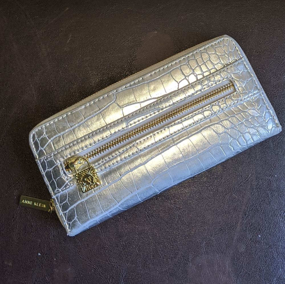 Anne Klein Silver Croco Metallic Hand Wallet Bag